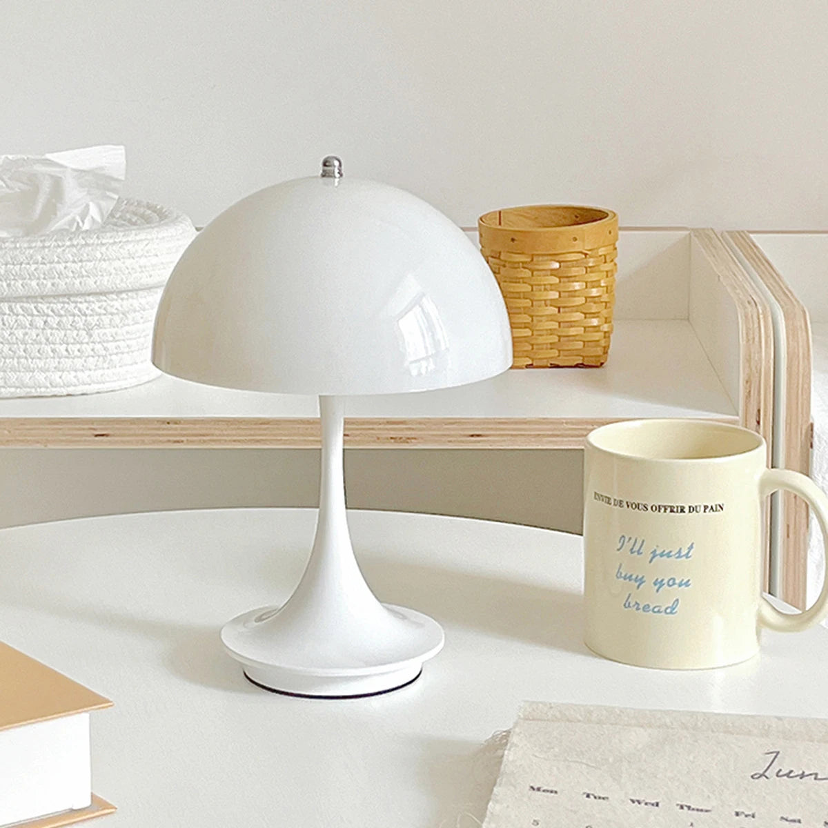 New Design Table Lamps 3 Colors Dimming